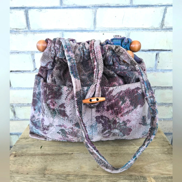 Vintage Handbags - Vintage Carpet Bag